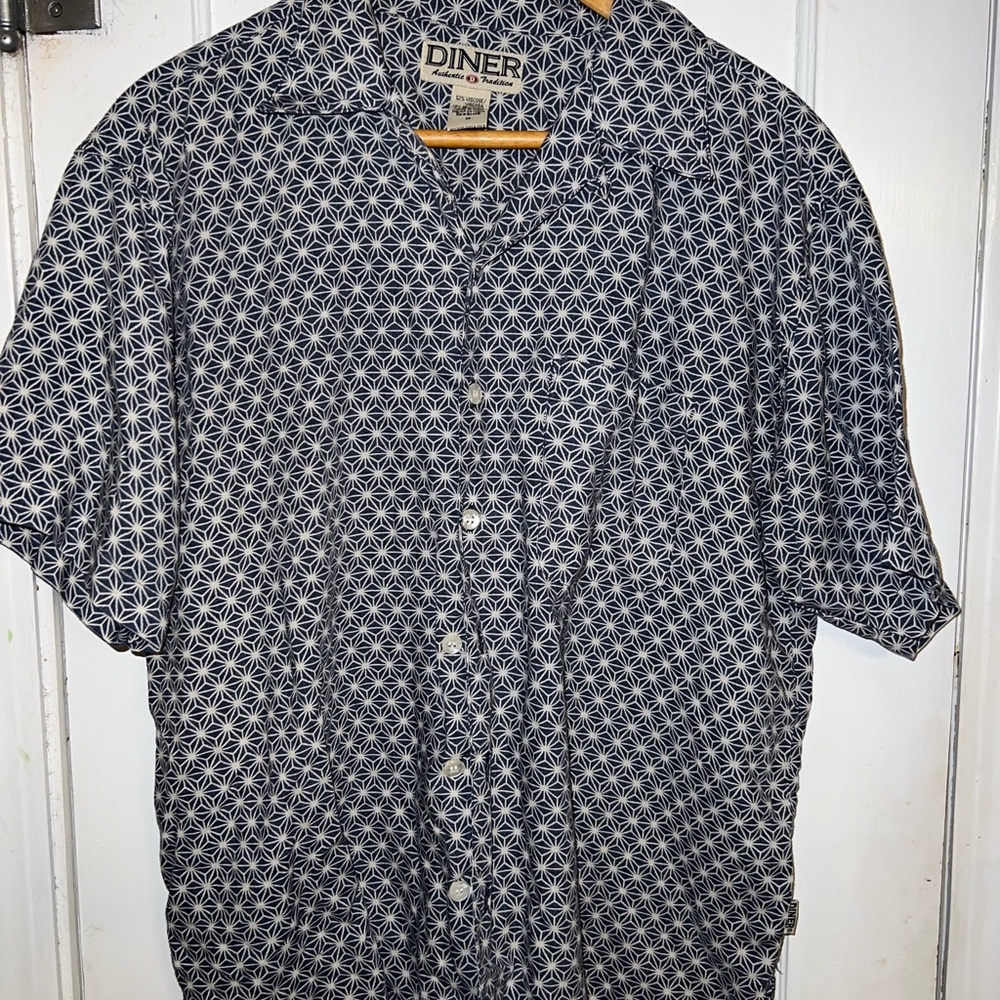 Vintage Men's Black and White Patterned Shirt